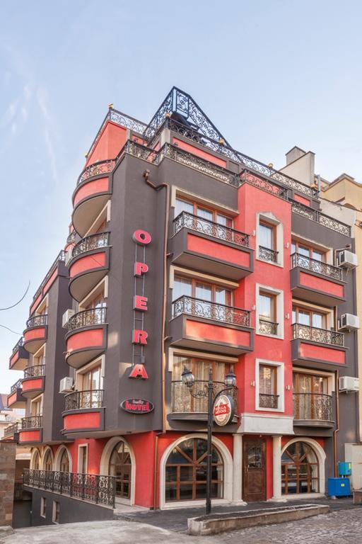 Семеен Хотел Опера Burgas City Eksteriør billede